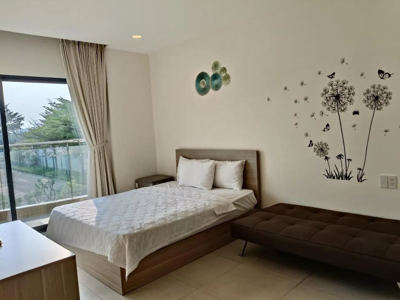 Aria- Vung Tau - Can Ho, Villa Nghi Duong Cao Cap Sat Bai Bien Rieng Mien Phi 0*,  Vietnam