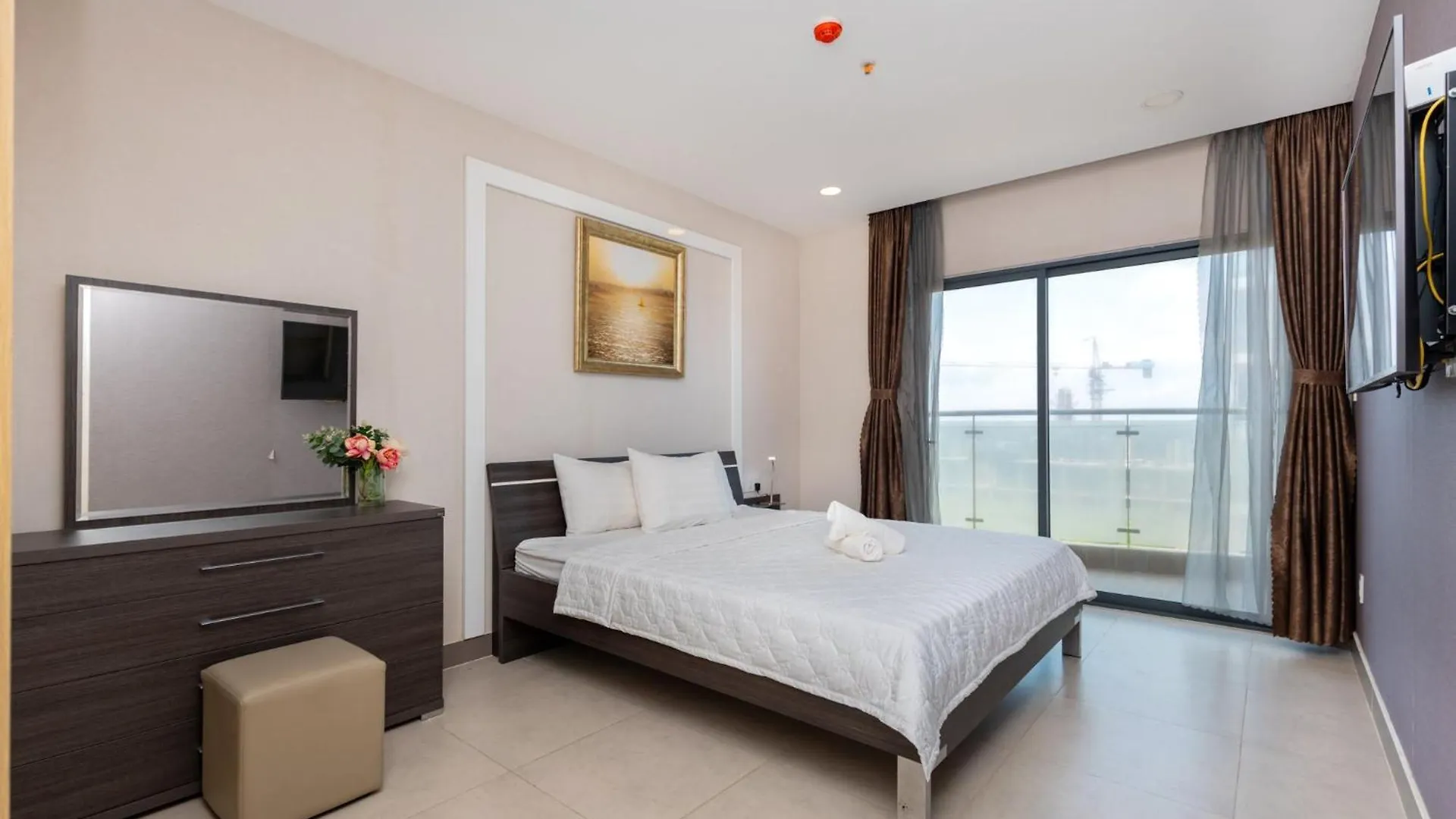 Aria- Vung Tau - Can Ho, Villa Nghi Duong Cao Cap Sat Bai Bien Rieng Mien Phi 0*,